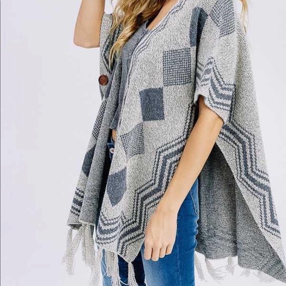 Poncho cardigan - Picture 3 of 6